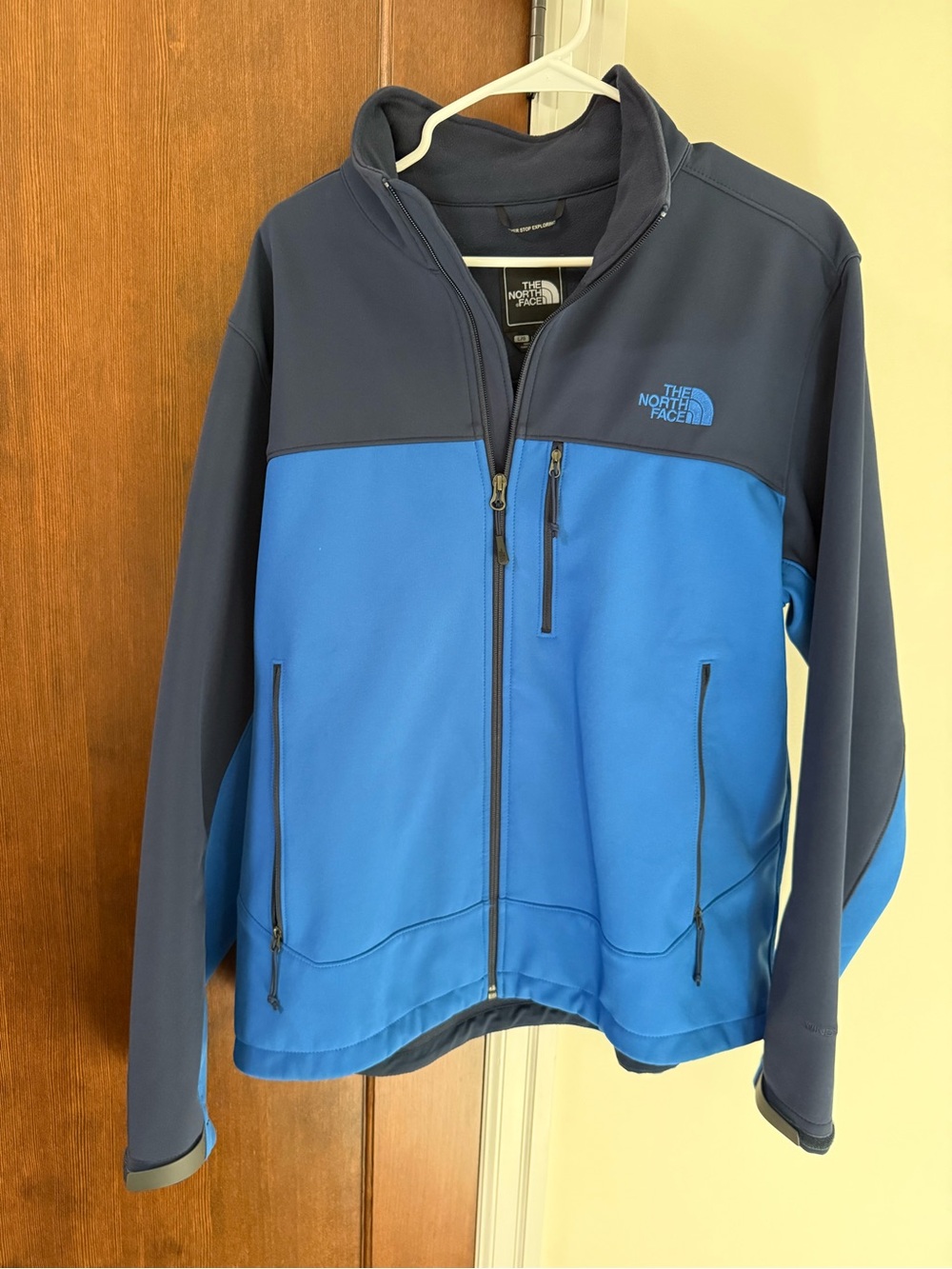 The North Face Men's Two-Tone Navy and Bright Blue Softshell Jacket